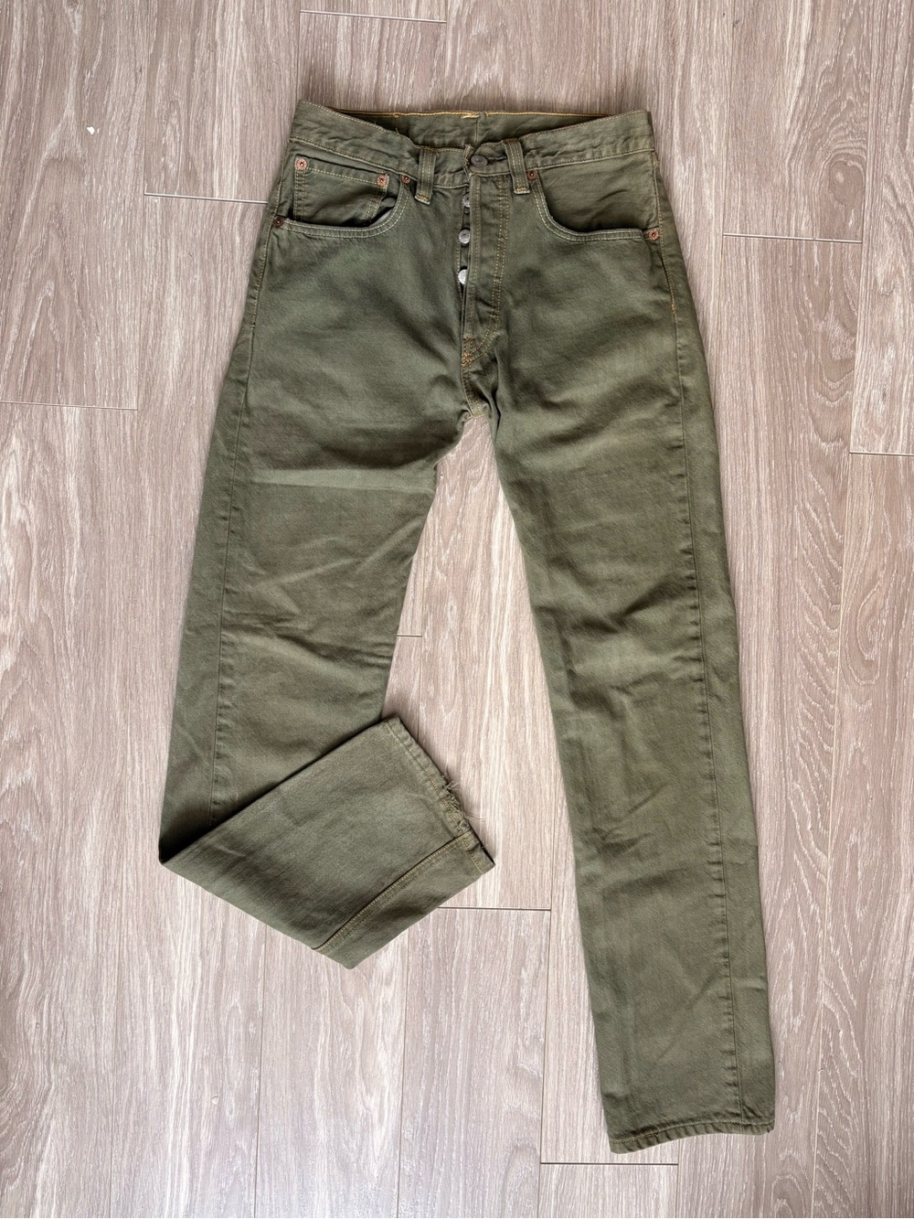 Vintage 501 Levis Olive Green